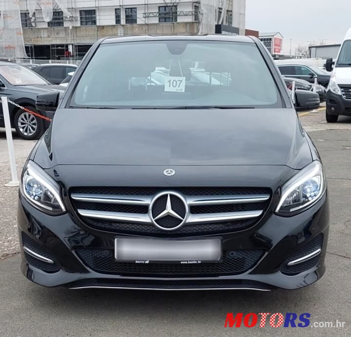 2018' Mercedes-Benz B-Klasa B 180 D Style photo #3