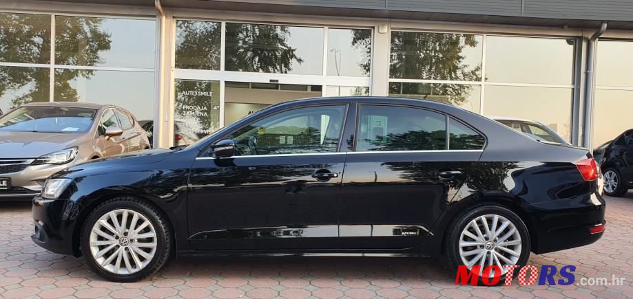 2013' Volkswagen Jetta 1,6 Tdi photo #3