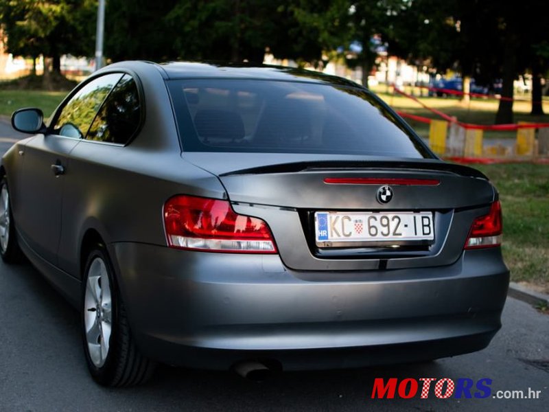 2012' BMW Serija 1 118D photo #6