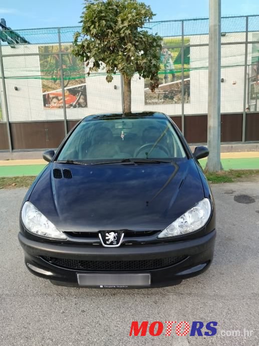 2008' Peugeot 206 photo #3