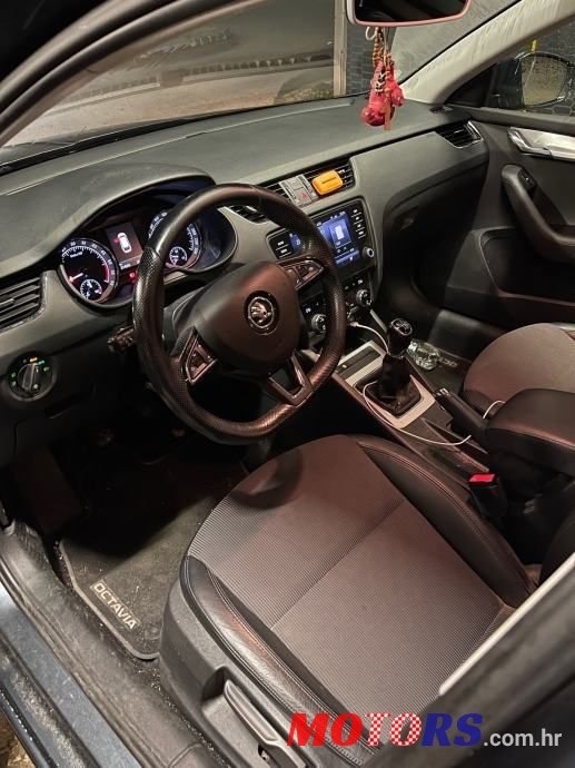 2017' Skoda Octavia Combi photo #5