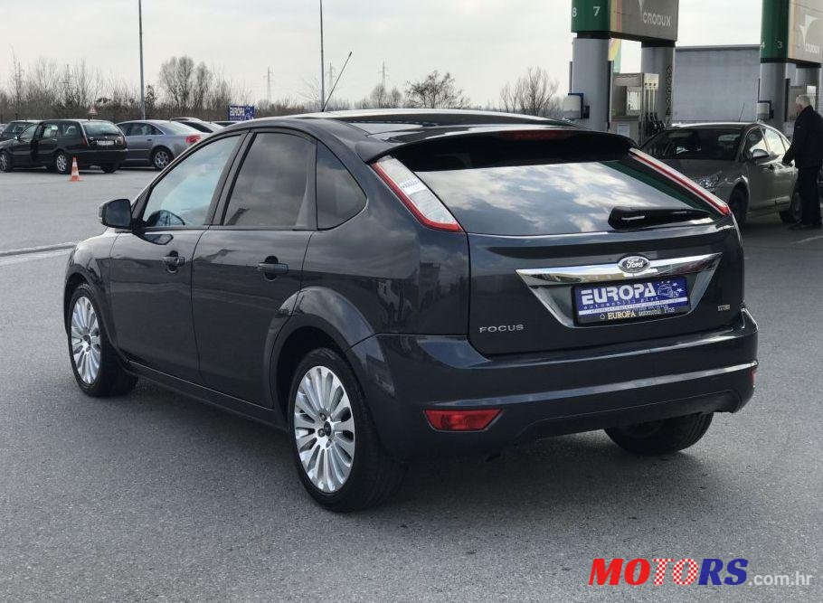 2008' Ford Focus 1,6 photo #1