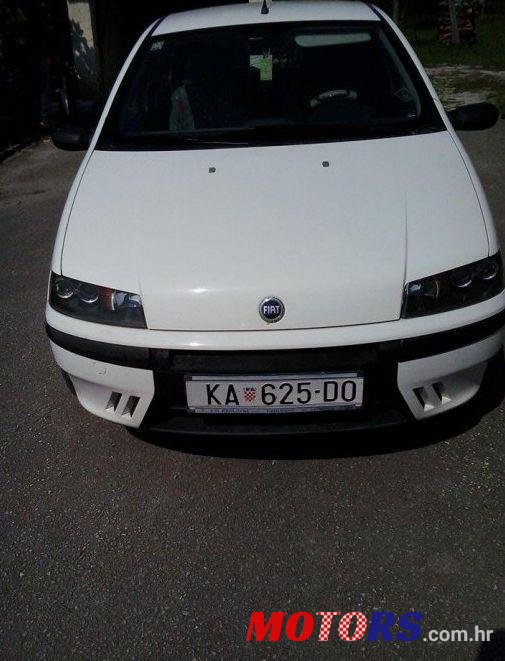 2001' Fiat Punto 1,9 Jtd photo #1