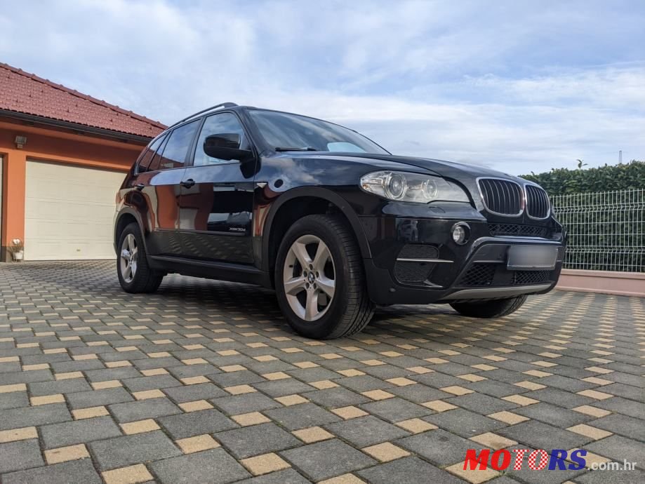 2012' BMW X5 Xdrive30D photo #3