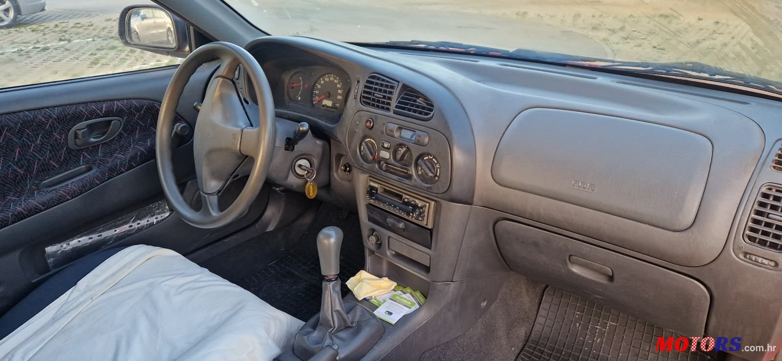 2000' Mitsubishi Colt 1,3 Gli photo #3