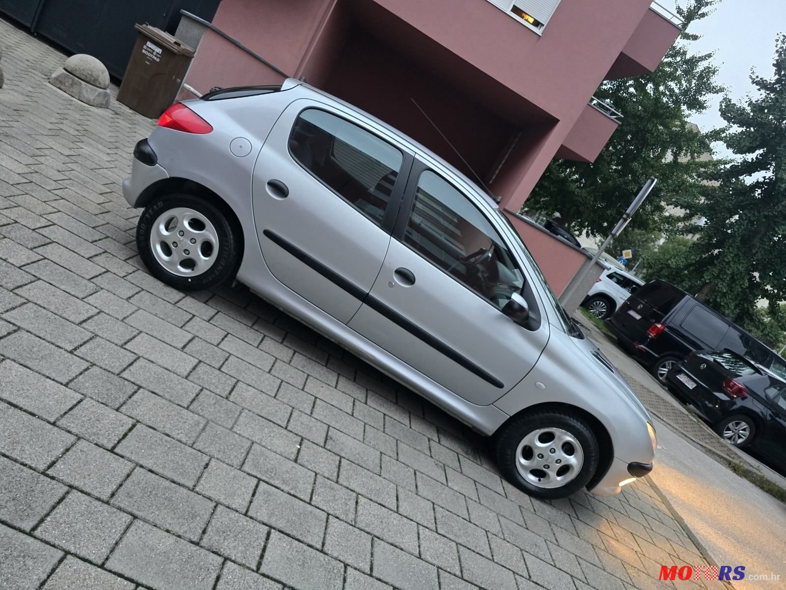 2000' Peugeot 206 206 1,4 photo #6