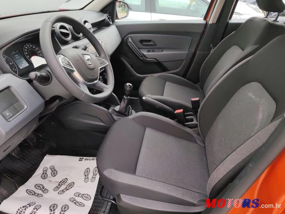 2022' Dacia Duster photo #2