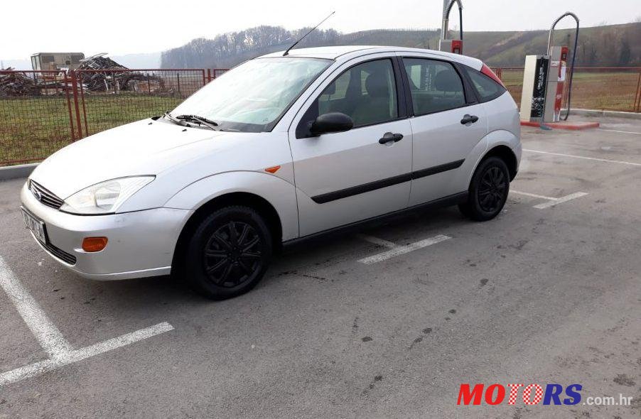 2001' Ford Focus 1,4 photo #1