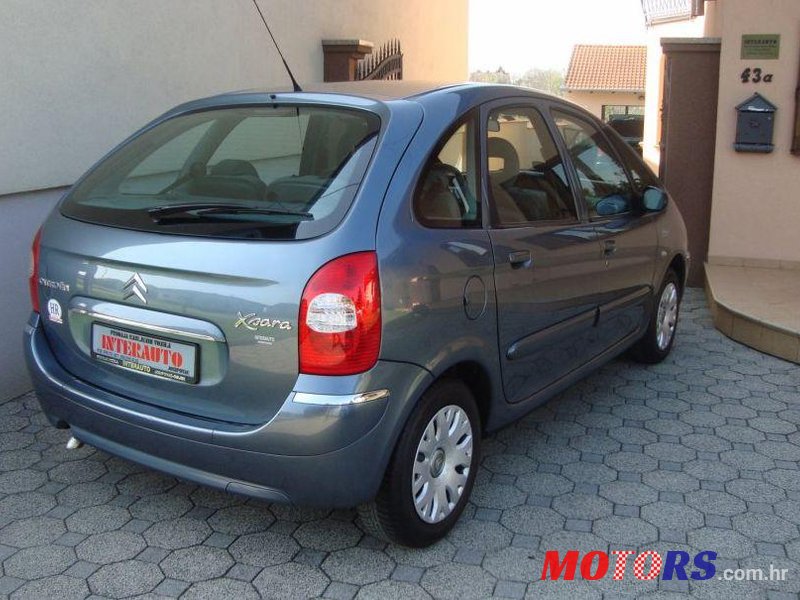 2008' Citroen Xsara Picasso 1,6 Hdi photo #2