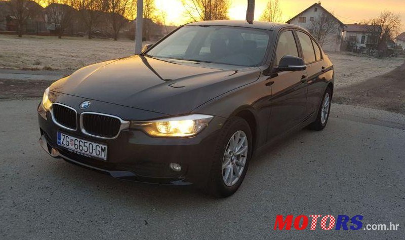 2013' BMW Serija 3 318D photo #2