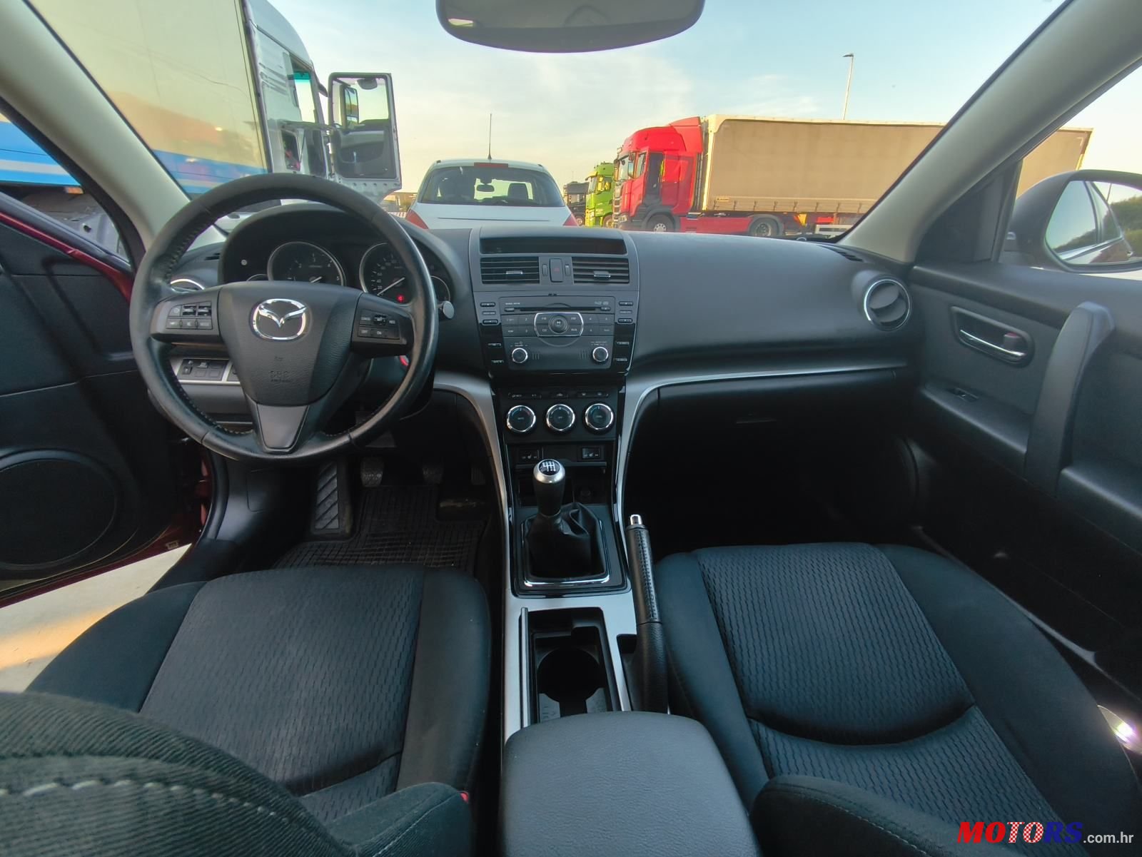 2011' Mazda 6 2.2D photo #2