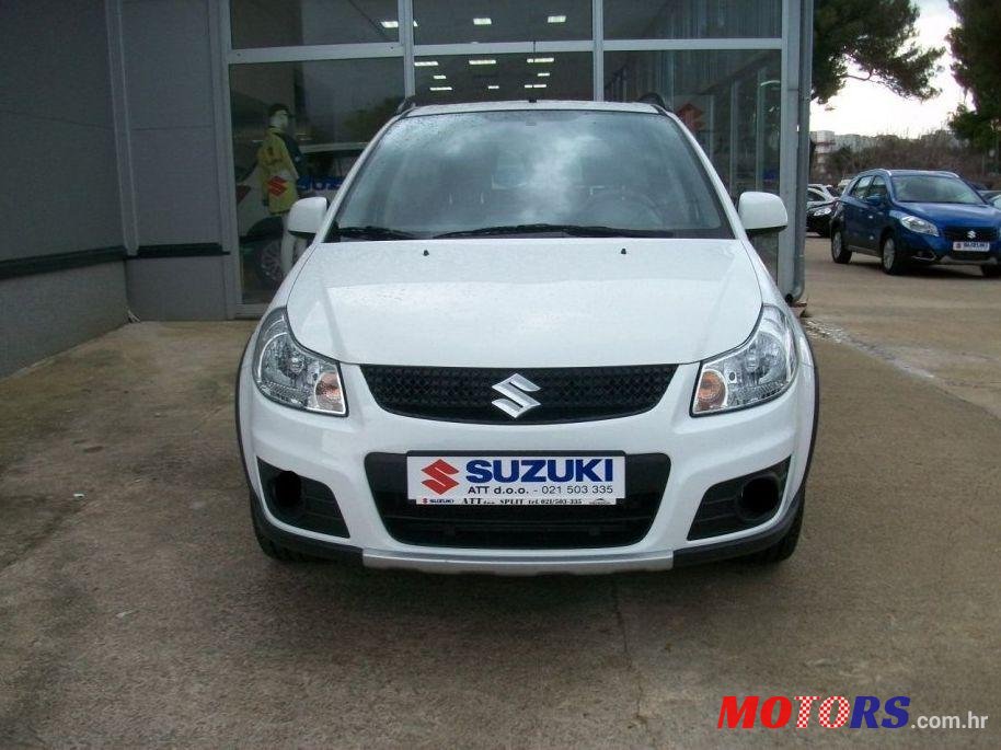 2013' Suzuki SX4 1,6 Glx photo #2