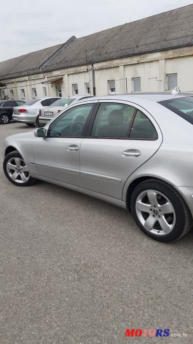 2005' Mercedes-Benz E-Klasa 200 Cdi photo #5