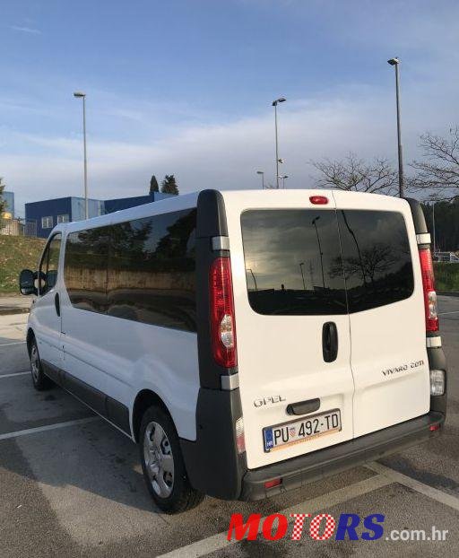2014' Opel Vivaro photo #1