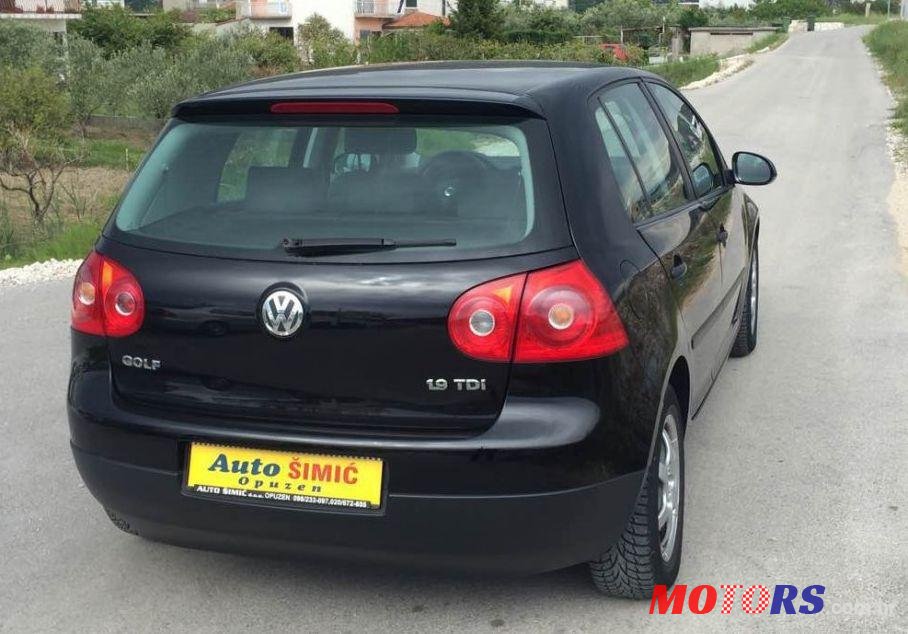2004' Volkswagen Golf V 1,9 Tdi photo #2