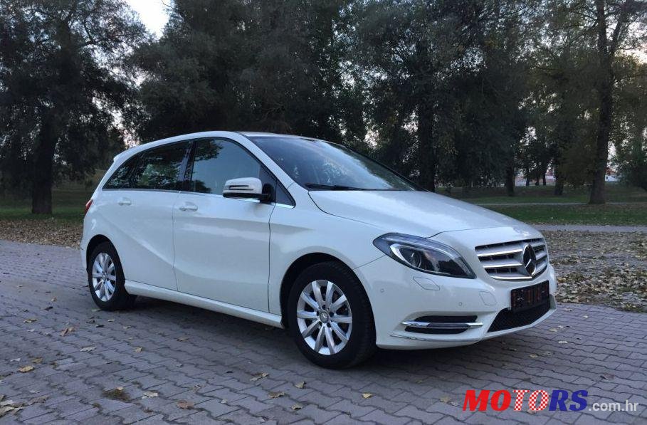 2013' Mercedes-Benz B-Klasa 180 Cdi photo #1
