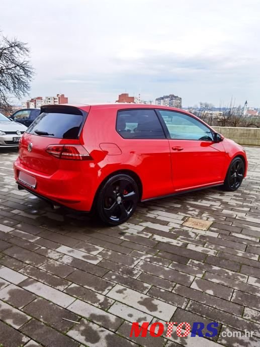 2015' Volkswagen Golf 7 Golf R photo #6