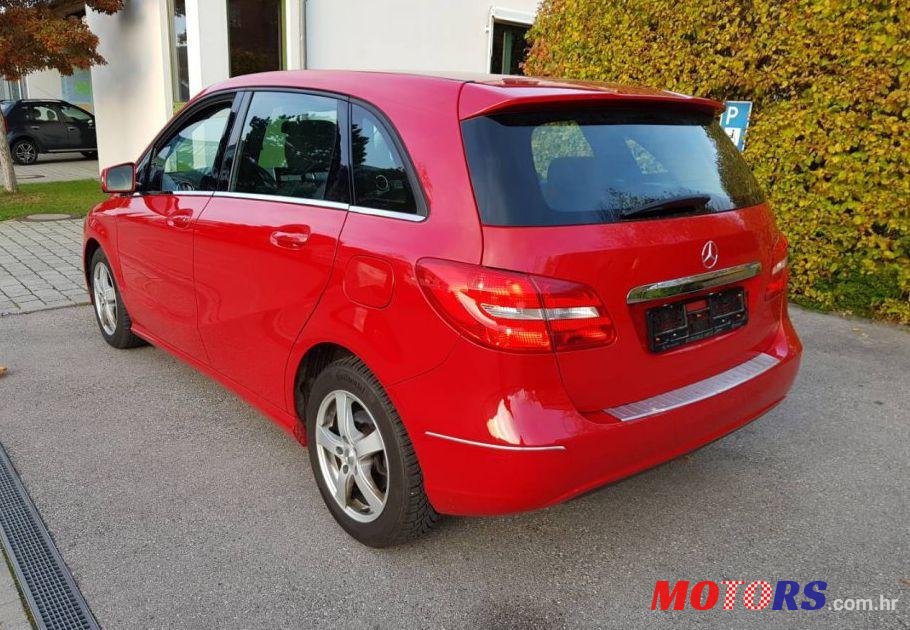 2013' Mercedes-Benz B-Klasa 180 Cdi photo #2