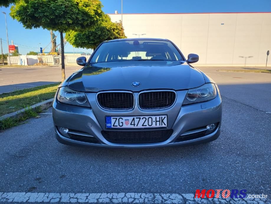 2010' BMW Serija 3 318D photo #2