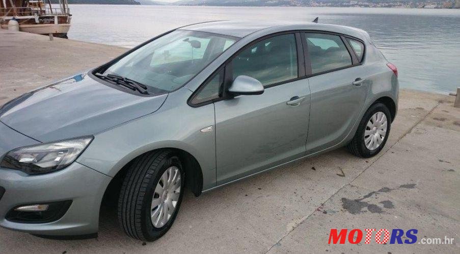 2014' Opel Astra ENJOY photo #3