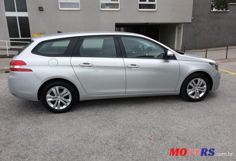 2016' Peugeot 308 Sw 1,6 Bluehdi photo #1