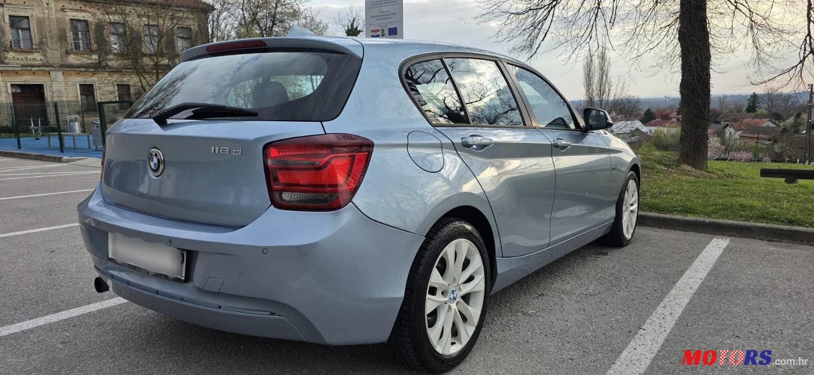 2011' BMW Serija 1 118D photo #3