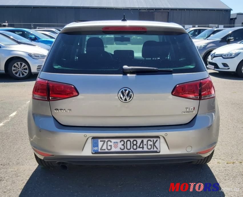 2013' Volkswagen Golf 7 1,6 Tdi Bmt photo #4