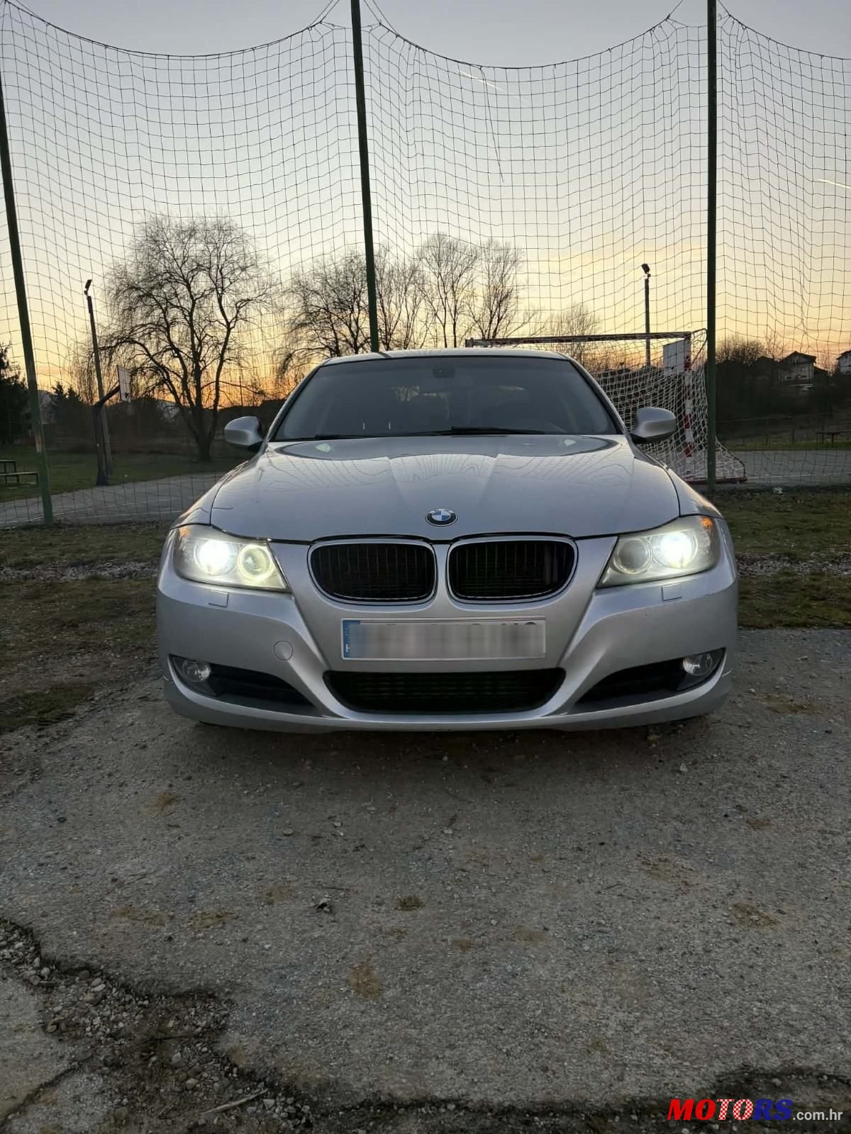 2010' BMW Serija 3 318D E90 photo #3