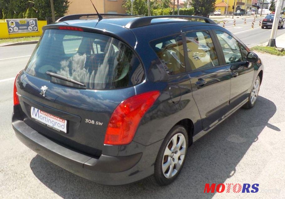 2012' Peugeot 308 Sw photo #1