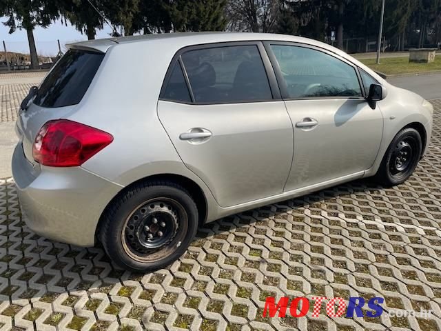 2009' Toyota Auris 1,6 Vvt-I photo #2
