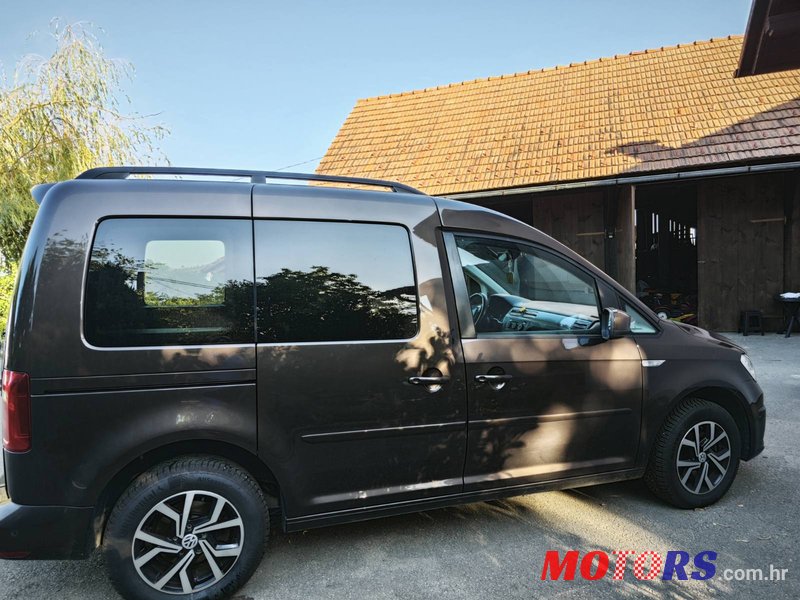 2015' Volkswagen Caddy sa rampom photo #6