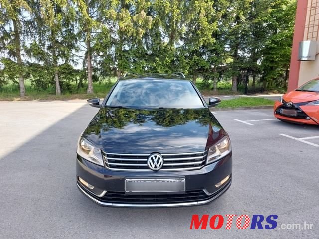 2013' Volkswagen Passat photo #2