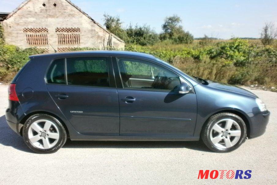 2007' Volkswagen Golf V 1,9 Tdi photo #1
