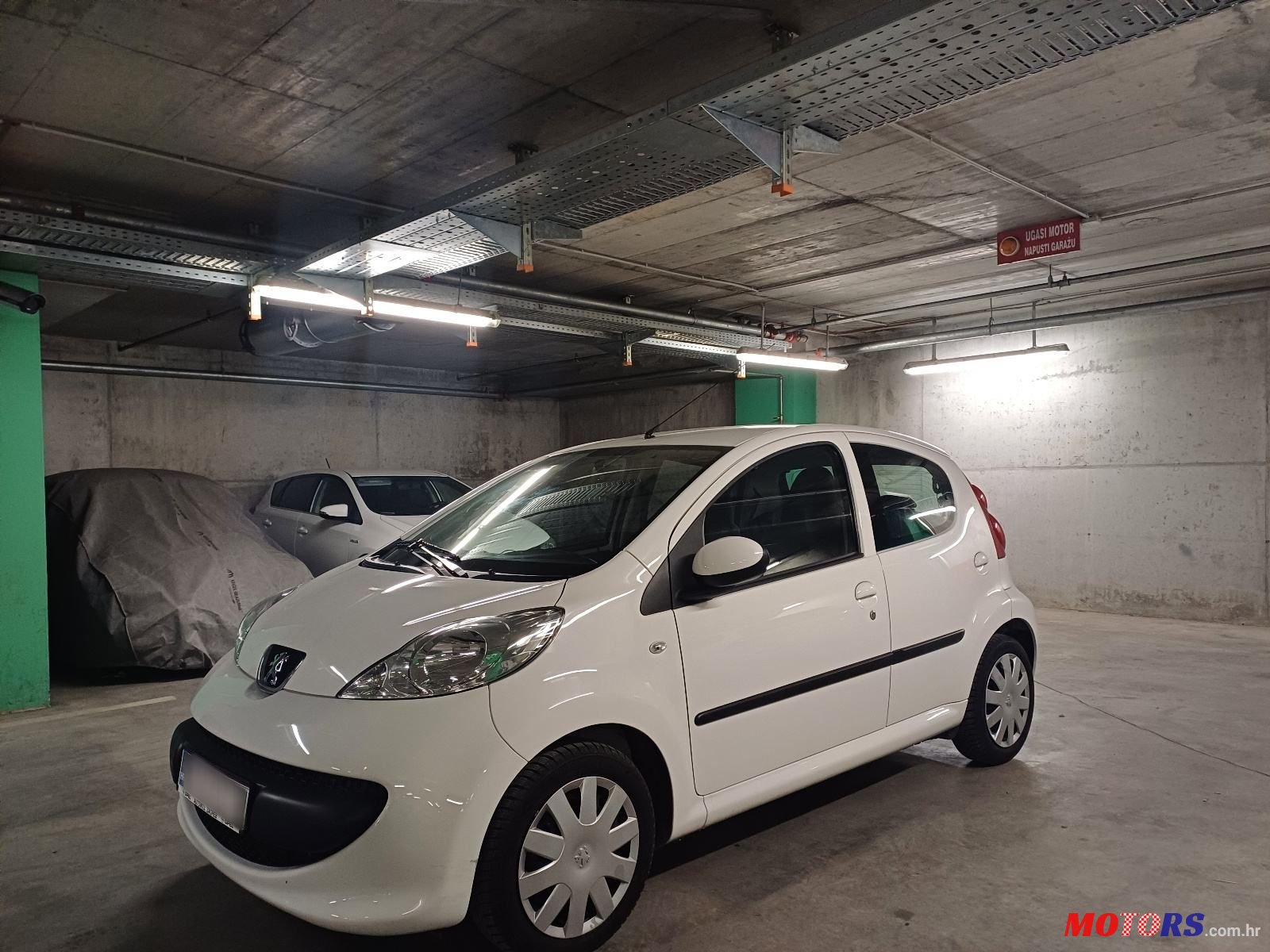 2007' Peugeot 107 1.0 photo #1