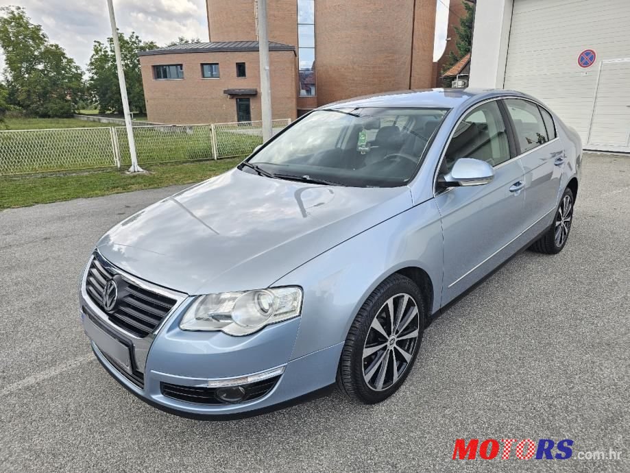 2008' Volkswagen Passat 2,0 Tdi photo #1