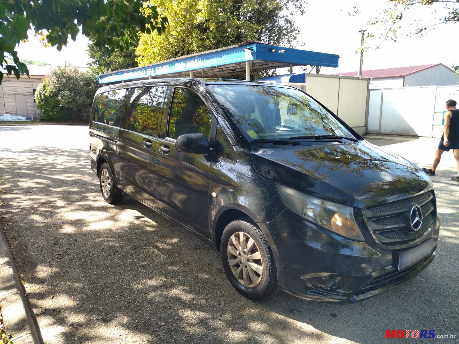 2015' Mercedes-Benz photo #2