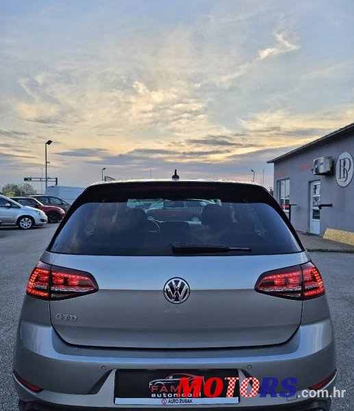 2016' Volkswagen Golf VII 2,0 Bmt photo #4
