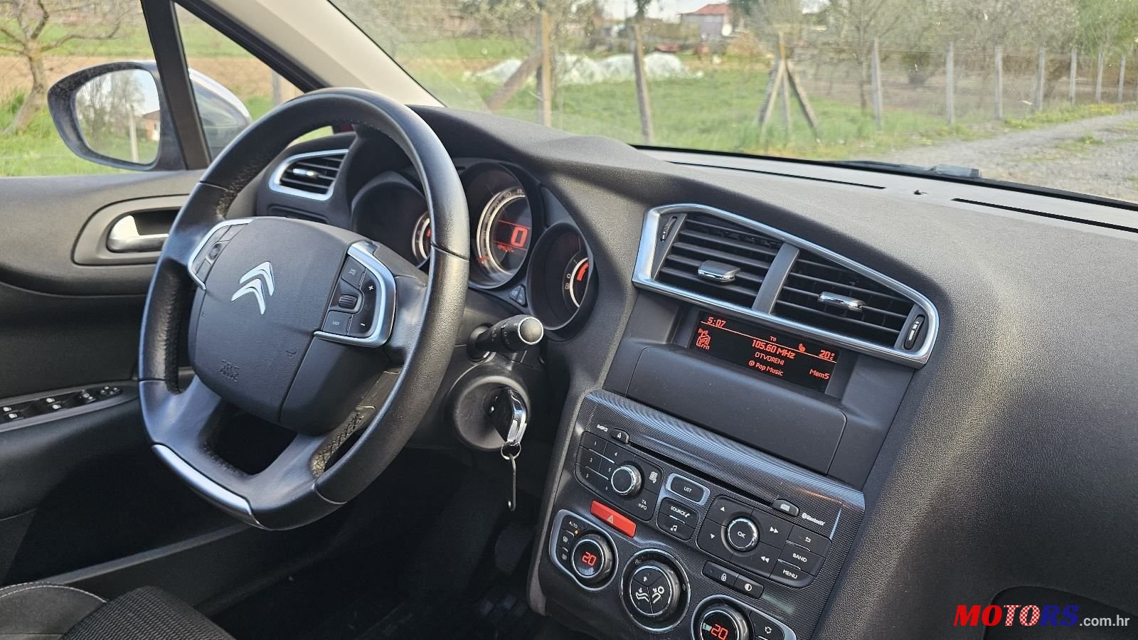 2013' Citroen C4 1,4 Vti photo #6