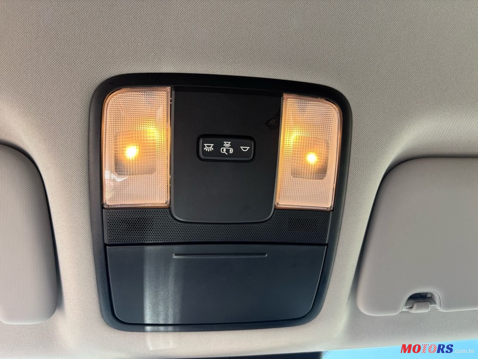 2020' Kia XCeed 1.0 T-Gdi photo #6