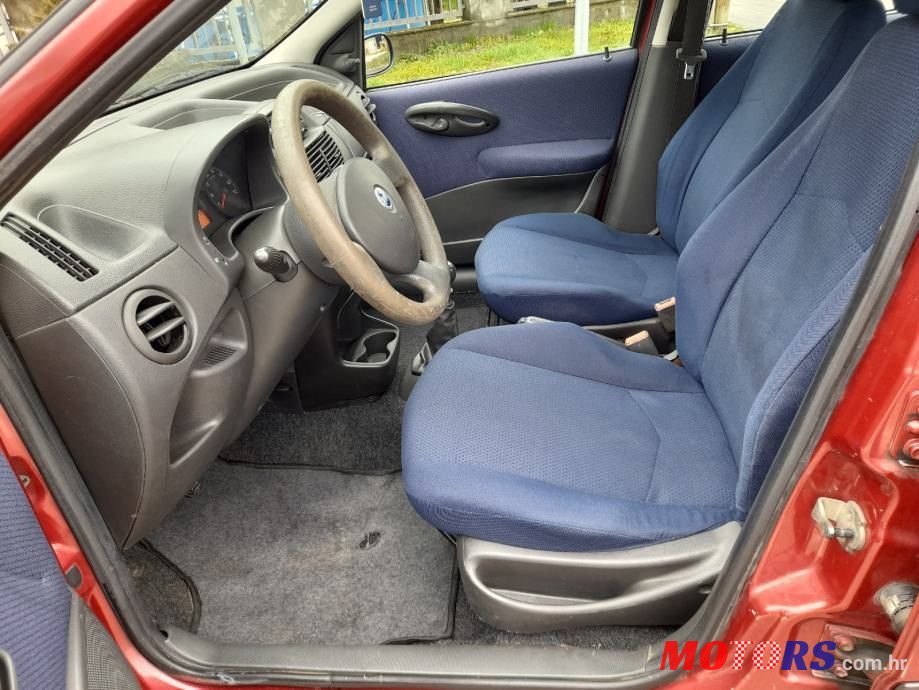 2004' Fiat Punto 1,2 16V photo #4