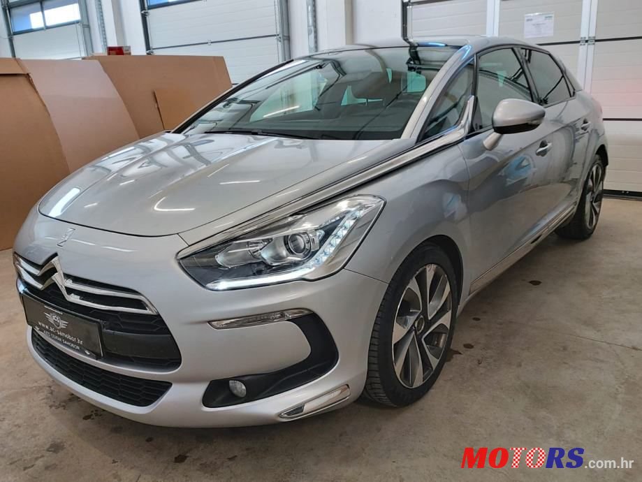 2014' Citroen DS5 2,0 Sport photo #1