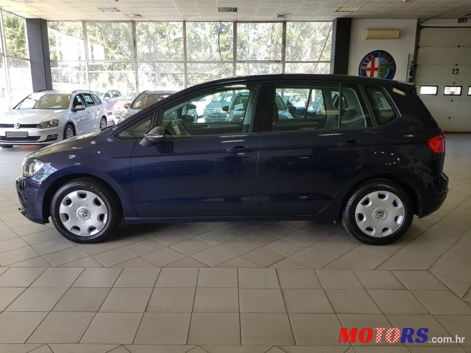 2015' Volkswagen Golf VII photo #6