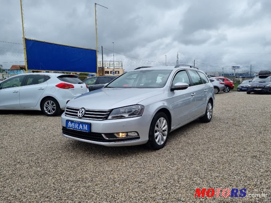 2013' Volkswagen Passat 1,6 Tdi Bmt photo #2