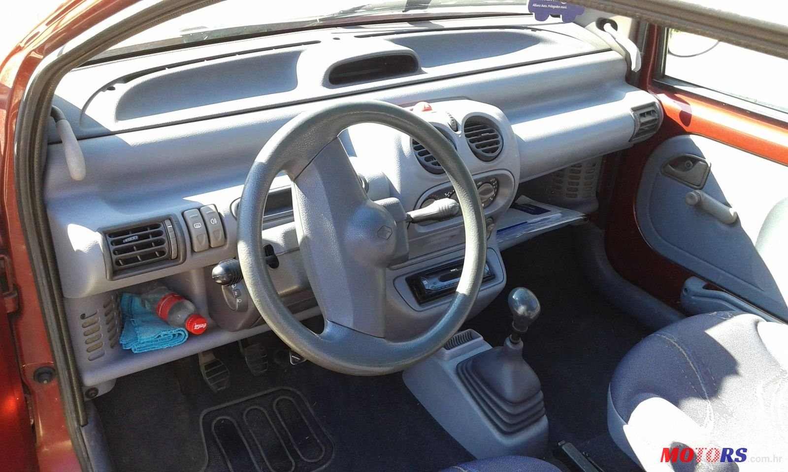 1998' Renault Twingo BASE 1.2 HATCHBACK photo #5