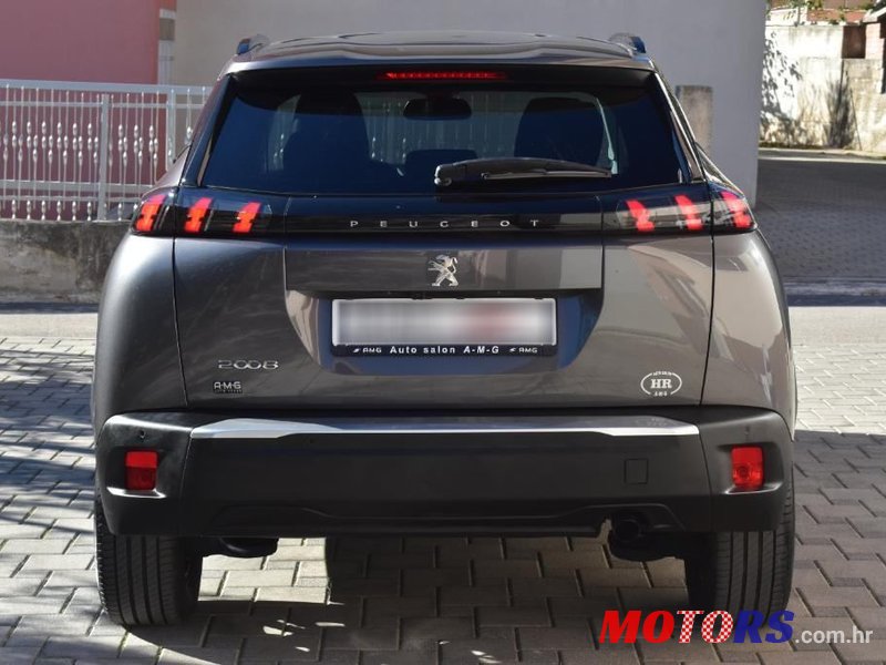 2021' Peugeot 2008 1,2 Puretech photo #6