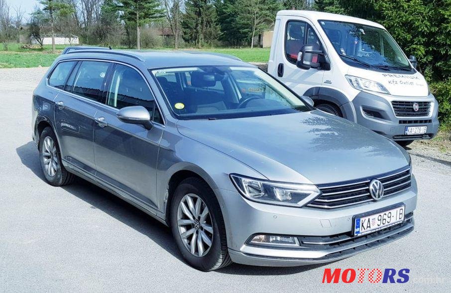 2015' Volkswagen Passat Variant photo #2