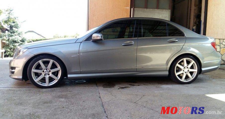 2011' Mercedes-Benz C-Klasa 200 Cdi photo #1