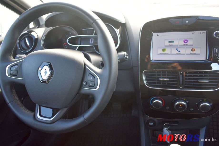 2020' Renault Clio 1.5 Dci photo #3