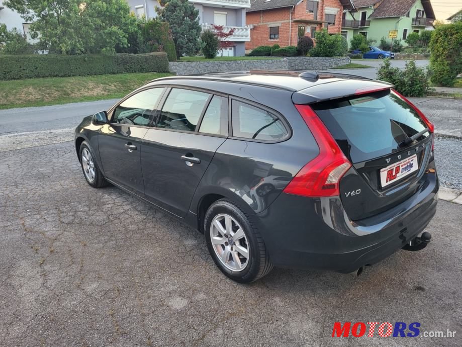 2014' Volvo V60 photo #6