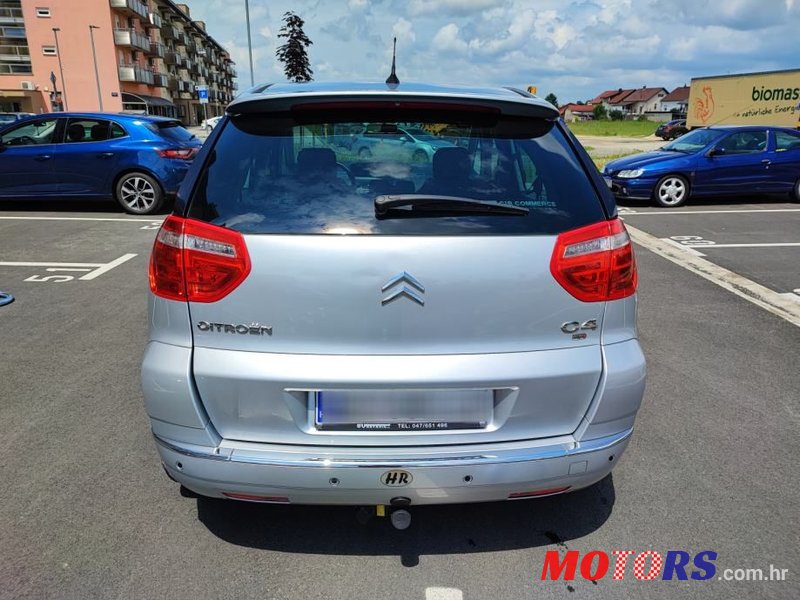 2009' Citroen C4 Picasso photo #2